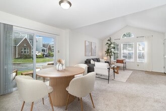 Windridge Townhomes in Florence, KY - Foto de edificio - Building Photo