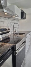 38 Highbrook St in Kitchener, ON - Building Photo - Building Photo