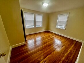84 Chittick Rd, Unit 2 in Boston, MA - Building Photo - Building Photo