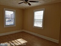 1 N Ellamont St photo'