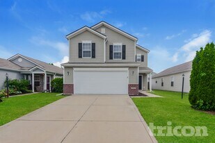 2337 Middle View Dr in Columbus, IN - Building Photo