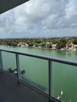 5750 Collins Ave in Miami Beach, FL - Building Photo