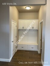400 Vista Dr in Yukon, OK - Building Photo - Building Photo