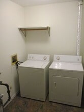 2425-2427 Calder Ct-Unit -2425 Calder Ct. in Columbia, MO - Building Photo - Building Photo