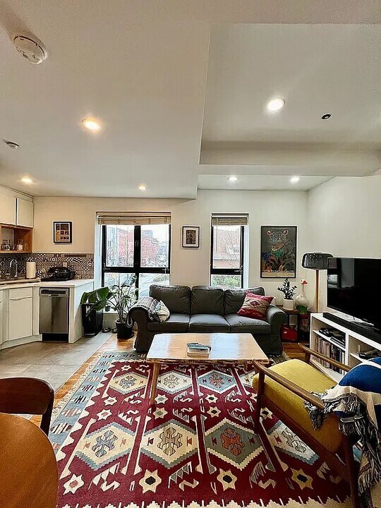 766 Lafayette Ave in Brooklyn, NY - Building Photo