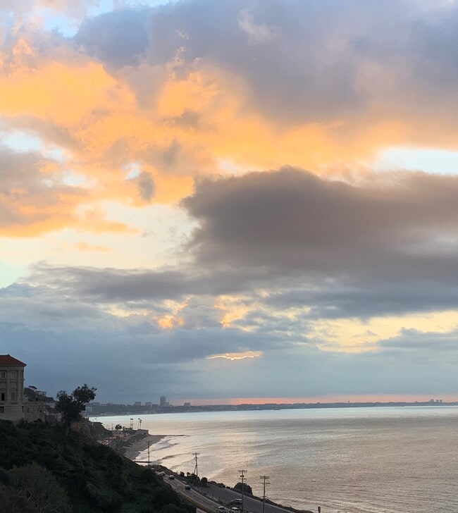 18079 Coastline Dr Apartments and Nearby Malibu Apartments For Rent Malibu, CA