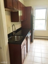 7 Timon Ave-Unit -# 3C in Brookline, MA - Foto de edificio - Building Photo