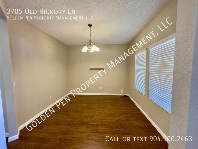 3705 Old Hickory Ln in Orange Park, FL - Building Photo - Building Photo