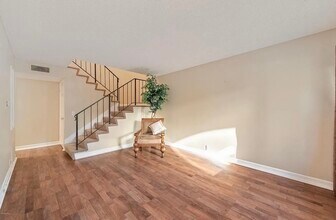 1784 Orinda Ct in Thousand Oaks, CA - Building Photo - Building Photo