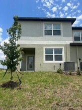 32004 Spiceberry St in San Antonio, FL - Building Photo - Building Photo