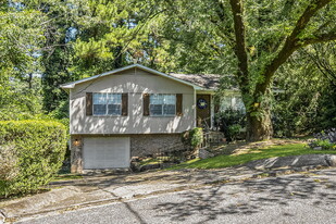 5064 Darlene Dr in Pinson, AL - Building Photo