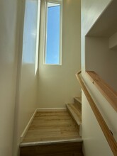 6709 Del Playa Dr in Goleta, CA - Building Photo - Building Photo