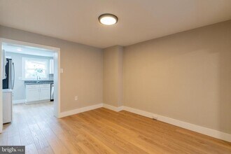 2552 Coral St in Philadelphia, PA - Building Photo - Building Photo