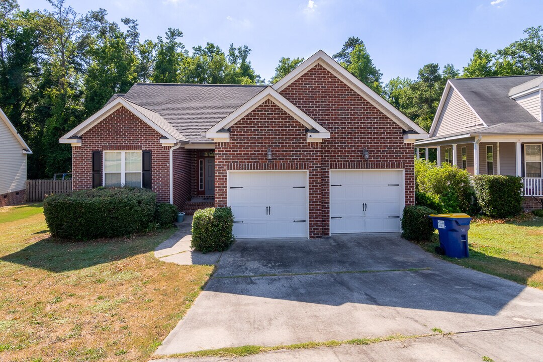 862 Tyler Woods Dr in Grovetown, GA - Building Photo