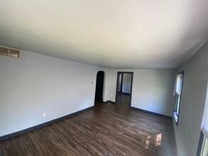 219 Edwards St in Danville, IL - Building Photo - Building Photo