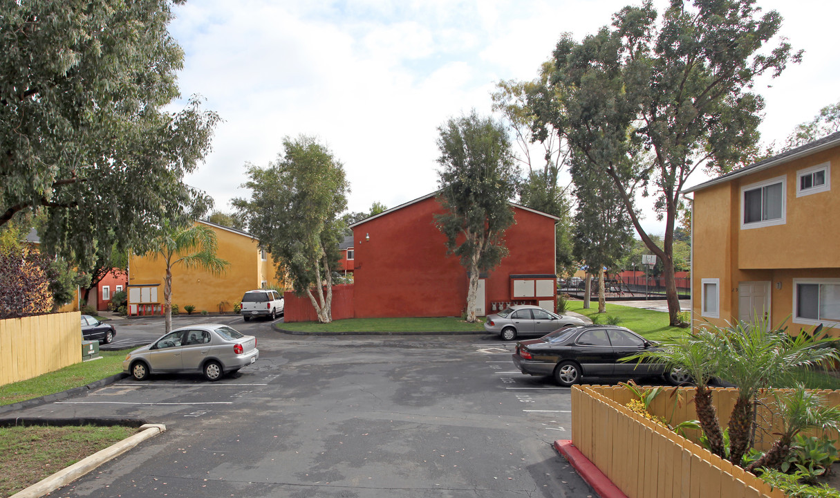 4421-4435 Tremont St in San Diego, CA - Building Photo