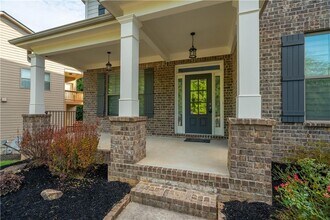 2121 Spring Sound Ln in Buford, GA - Building Photo - Building Photo
