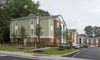 Forrest Landing in Newport News, VA - Foto de edificio - Building Photo