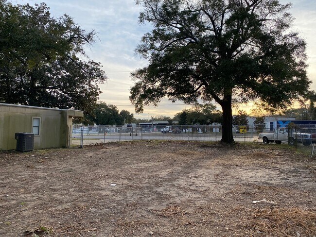 4600 McCoy Dr in Pensacola, FL - Building Photo - Building Photo