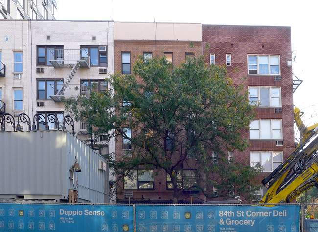 1624 Second Ave in New York, NY - Building Photo - Building Photo