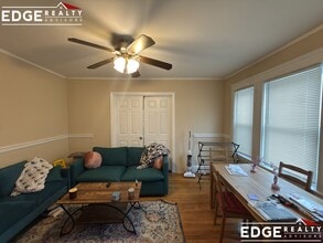 11 City View Rd in Brookline, MA - Foto de edificio - Building Photo