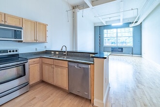 306 N 26th St, Unit 136 in Richmond, VA - Building Photo - Building Photo