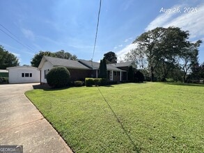 2155 Atlanta Hwy SE in Statham, GA - Building Photo - Building Photo