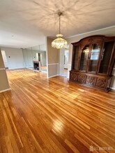60 Mt Pleasant Ave in Edison, NJ - Building Photo - Building Photo