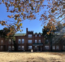 Windemere Court Apartments in Oklahoma City, OK - Building Photo