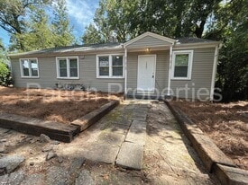 4300-14302 Wentworth Dr in Columbia, SC - Building Photo