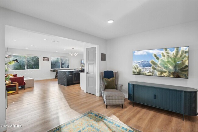 3802 E Piccadilly Rd in Phoenix, AZ - Building Photo - Building Photo