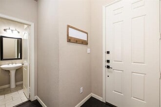 415 Teague Dr in Lewisville, TX - Building Photo - Building Photo