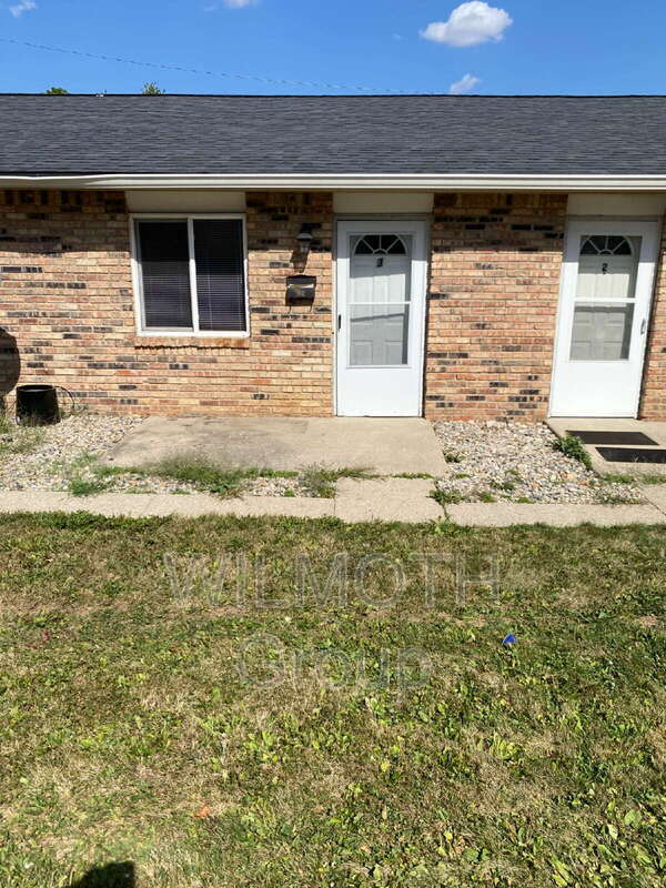 property at 318 N Clark St