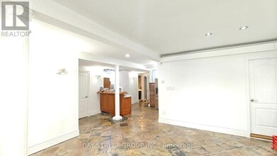 231 SHAFTSBURY Ave in Richmond Hill, ON - Building Photo - Building Photo