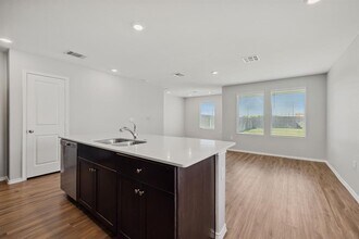 12101 Short Leaf Path in Austin, TX - Building Photo - Building Photo