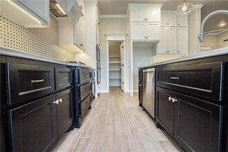 14309 Limestone Ln in Yukon, OK - Building Photo - Building Photo