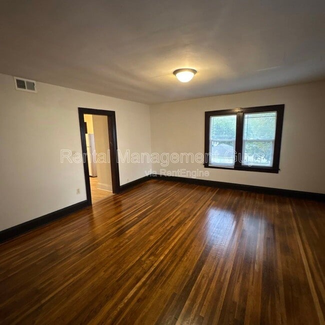 2512 Fremont Ave N in Minneapolis, MN - Building Photo - Building Photo