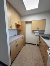 3408 Waialae Ave in Honolulu, HI - Building Photo - Building Photo