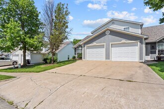 3523-3525-3525 Prescott Dr in Columbia, MO - Foto de edificio - Building Photo