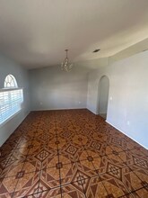 6031 Sunset Vista Dr in Lakeland, FL - Building Photo - Building Photo