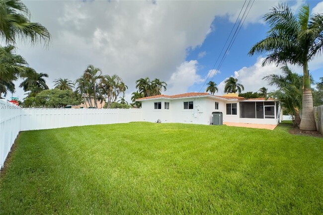 601 N 12th Ave in Hollywood, FL - Building Photo - Building Photo