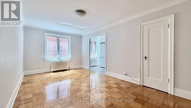 property at 398 Avenue Rd