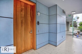 1705 Ocean Ave in Santa Monica, CA - Building Photo - Building Photo