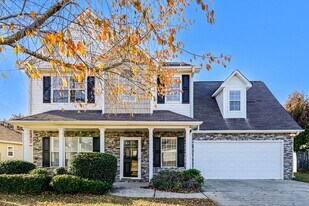 5055 Towne Park Dr in Mcdonough, GA - Building Photo