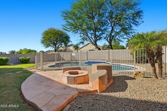 7842 E Nestling Way in Scottsdale, AZ - Building Photo - Building Photo