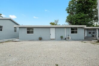 10990 NW 18th Ave in Miami, FL - Building Photo - Building Photo