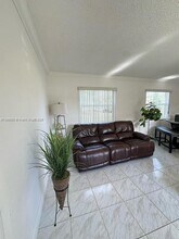 3901 SW 78th Ct in Miami, FL - Building Photo - Building Photo