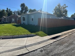 4557 Raritan St in Denver, CO - Building Photo - Building Photo