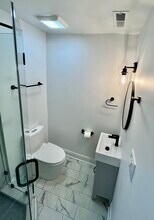 2038 Tyvola Rd in Charlotte, NC - Building Photo - Building Photo