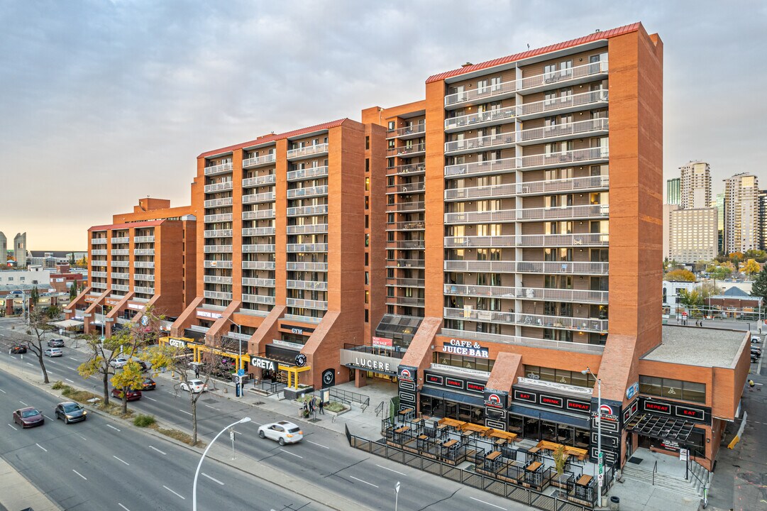 Capital Centre in Edmonton, AB - Building Photo